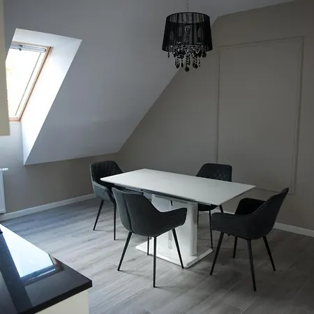 Apartment Prestiz 122 *